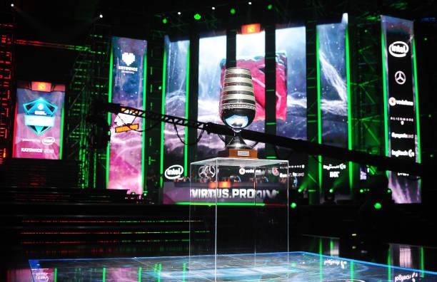 Легенда Сингапура hyhy и ветеран Dota 2 Black^ подписаны компанией EMERGE Esports — изображение 1