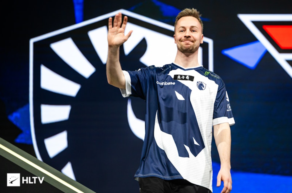 Как противостоять злонамеренным контролирующим разум крутящим пиццу в Fortnite — изображение 1