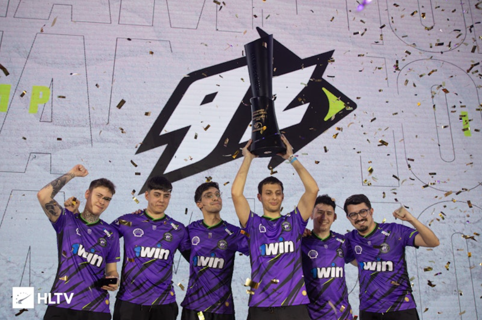 Бандл Valorant Kuronami включает нож-кунай с цепным дизайном, который заставит вас постоянно его рассматривать — изображение 1