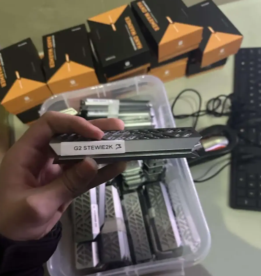 Нави представила уникальный ассортимент продукции с праздничным заявлением капитана