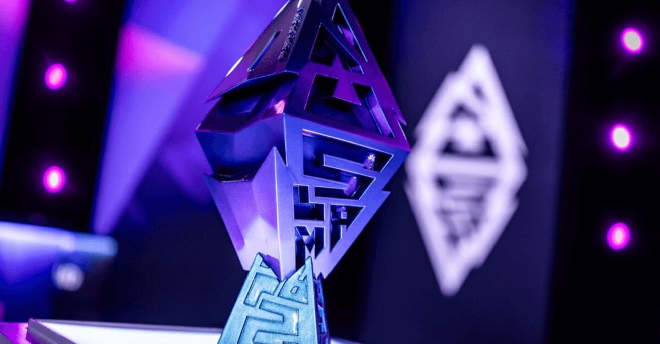 Dota 2 Blast Slam 1 ОБНОВЛЕНИЕ: OG против Falcons матч прерван сбросом сервера