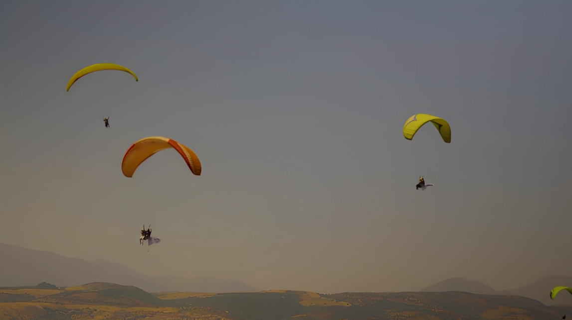 MILKYWAY и EZ4BADBOY сыграли матч PUBG Mobile в небе на парапланахn — изображение 2