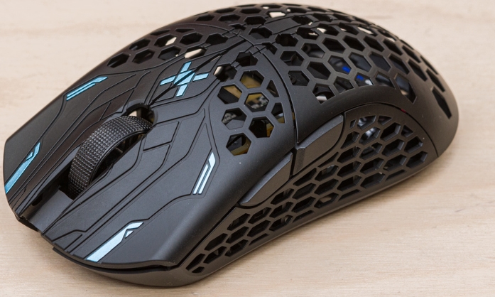 Finalmouse Ultralight X Medium